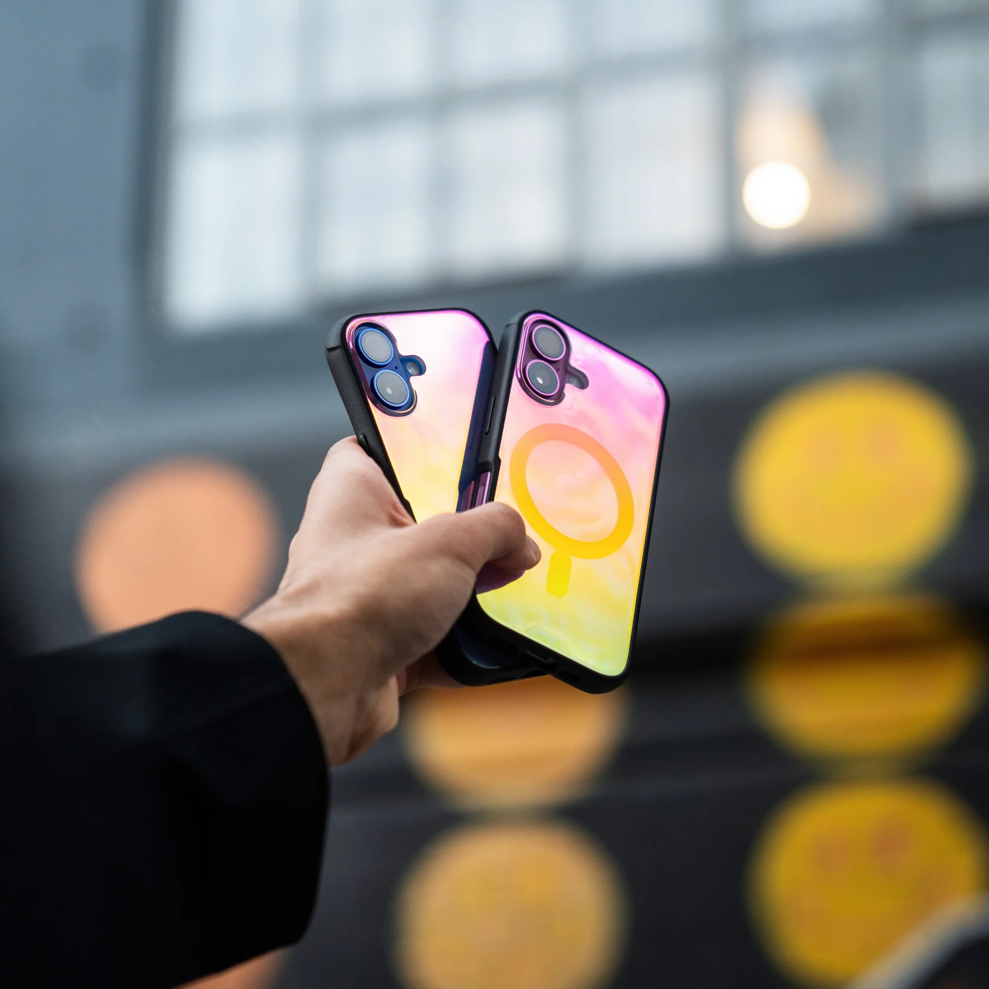 Protective Clear Iridescent Phone Case - Clarity MagSafe - Image 28