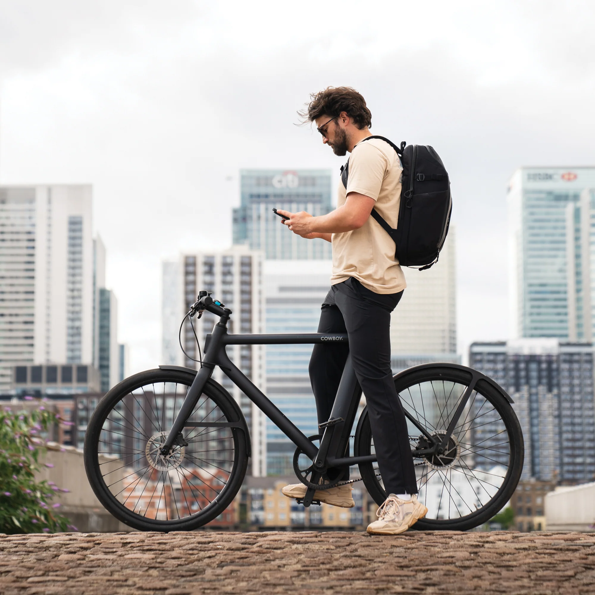 Protective Zip Backpack - Extreme - Image 31