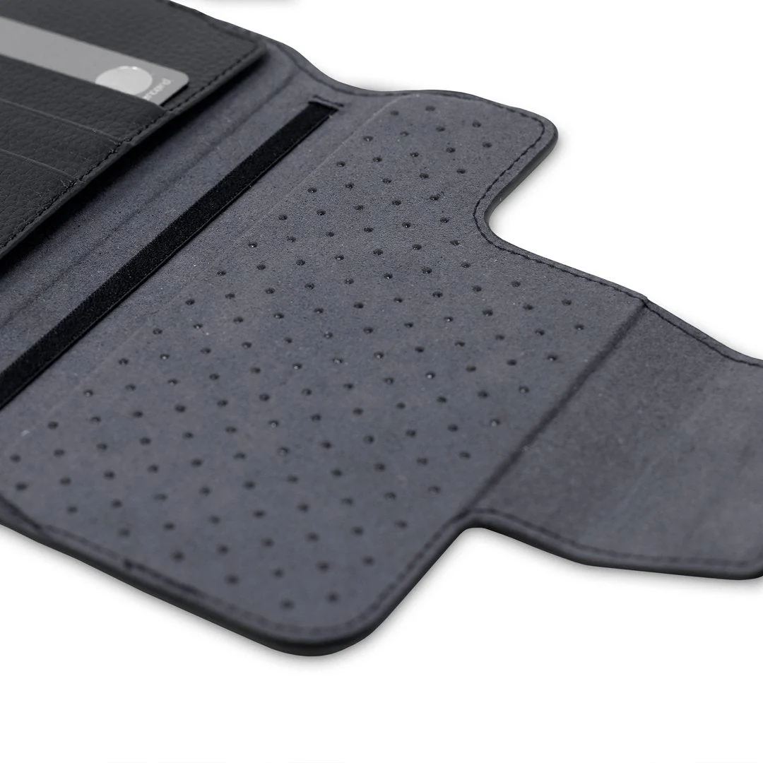 MagSafe® Compatible Leather Flip Wallet - Image 7