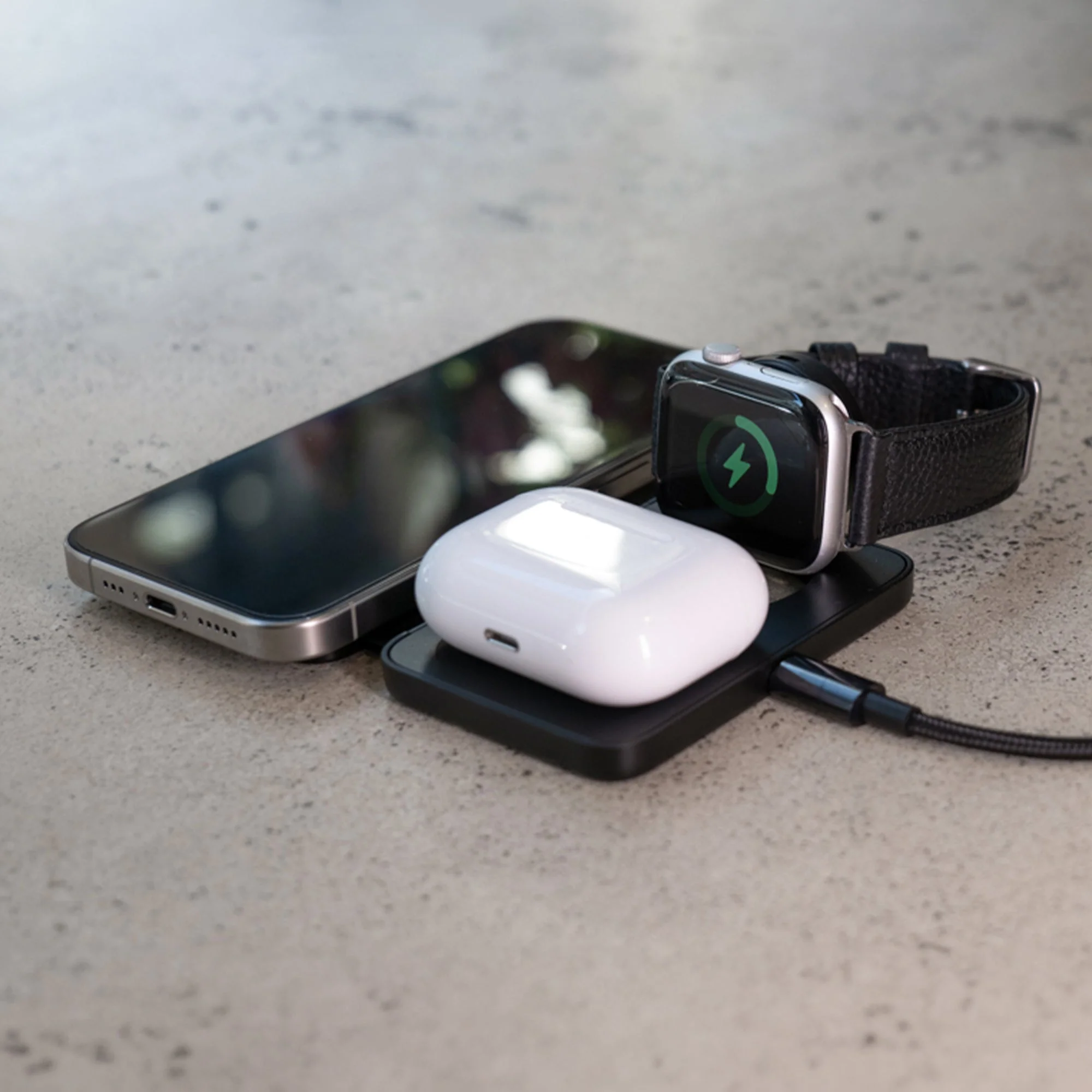 3-In-1 Wireless Portable Charger - Image 3